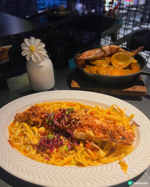 旺角聖誕大餐🎄  人氣爆燈！