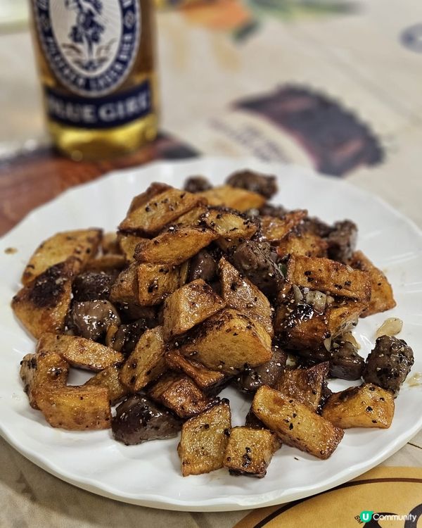 小炒皇鑊氣十足！😋 魚仔腰果超脆！🤤