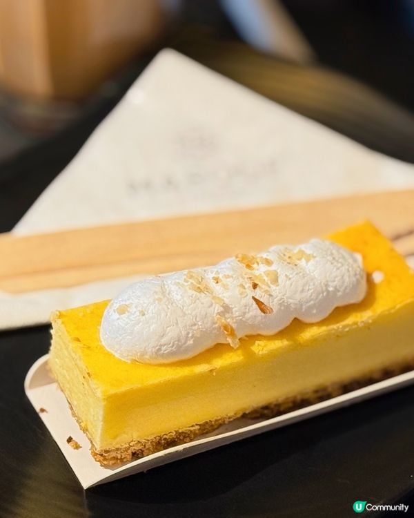 ## 尖沙咀嘆翻杯咖啡🍰☕️ 黑朱古力布朗尼🍫🍰