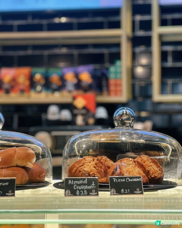 ## 尖沙咀嘆翻杯咖啡🍰☕️ 黑朱古力布朗尼🍫🍰