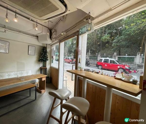 Blossom（ 半山般咸道）