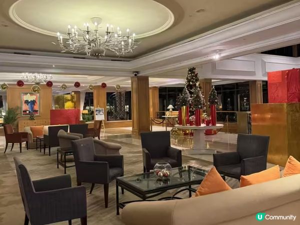 澳門生日酒店家庭房之旅 👨‍👩‍👧‍👦  
酒店房間超大，兩個露台