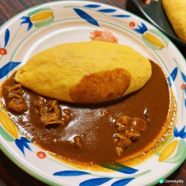 咖哩燴牛肉蛋包飯