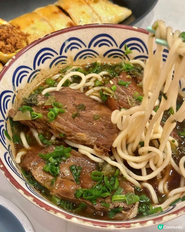 阿木台灣麵！牛肉麵！超好食肉鬆蛋餅💯