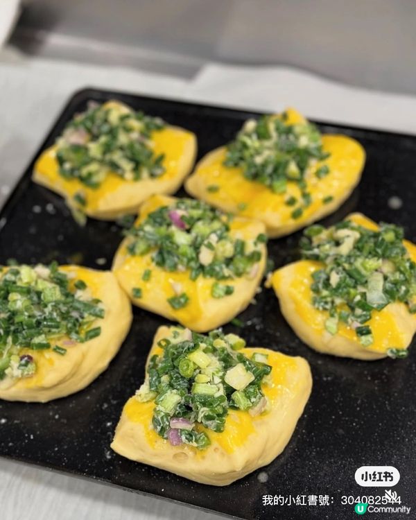 焗爐香噴噴 🍞  兩兄妹搶住食😋