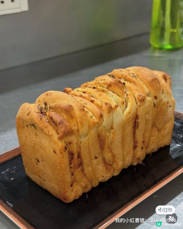 焗爐香噴噴 🍞  兩兄妹搶住食😋