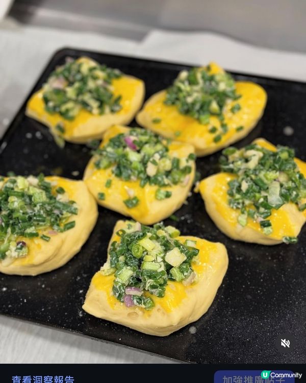 焗爐香噴噴 🍞  兩兄妹搶住食😋