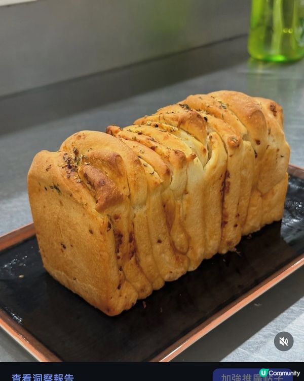 焗爐香噴噴 🍞  兩兄妹搶住食😋