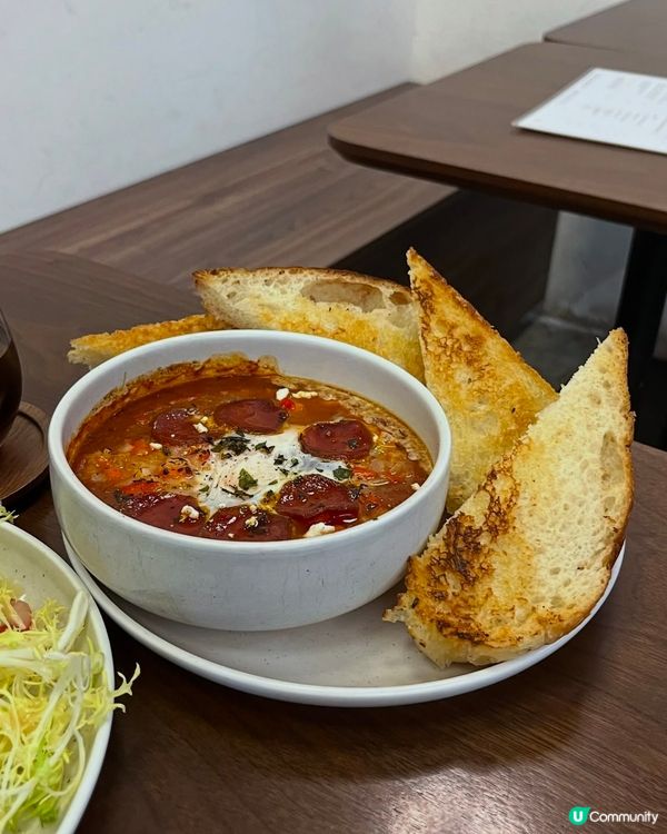 Cafe系列-推薦開心果泡芙+芝麻蛋糕，九龍城人氣小店