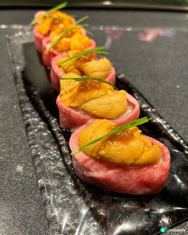 日式海膽，和牛壽司