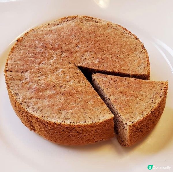 為消耗杏仁粉，整咗生酮伯爵茶蛋糕😋