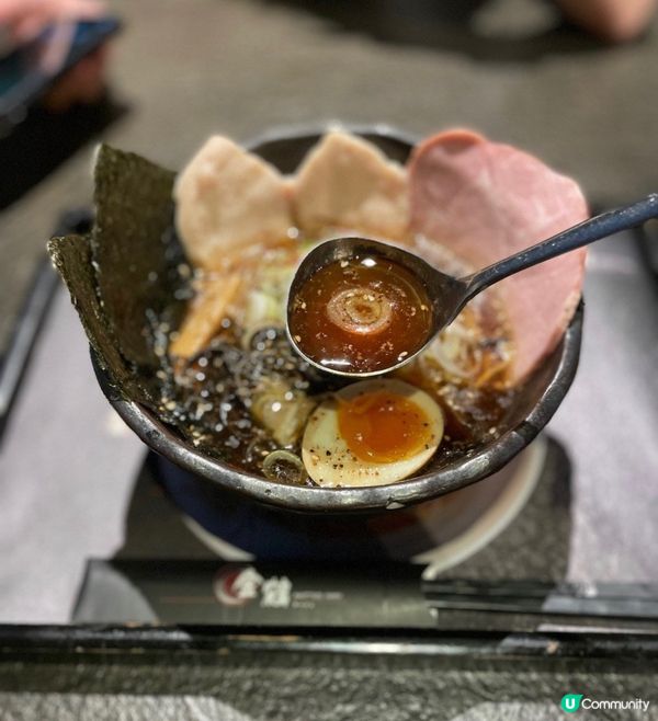 黑蒜醬油湯拉麵