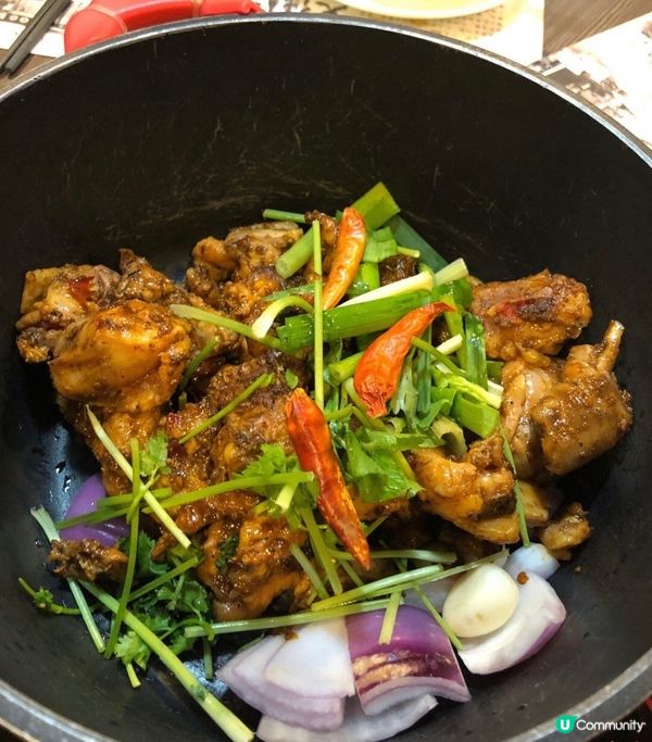 任食雞煲，原來佢個雞煲的任食，只要