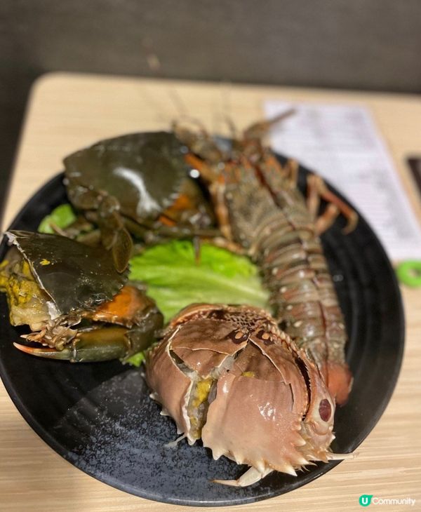 今日請屋企人食餐海鮮餐啦！就打電話到尖沙咀蟹仙海鮮蒸氣石鍋訂...