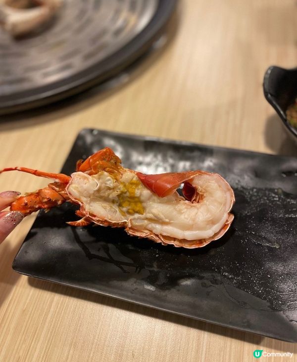 今日請屋企人食餐海鮮餐啦！就打電話到尖沙咀蟹仙海鮮蒸氣石鍋訂...