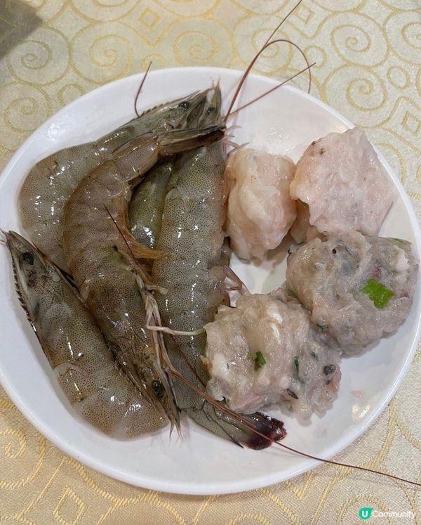 今日朋友帶我去位於荃灣大鴻輝中心（常滿百家菜）食火鍋加點心放...