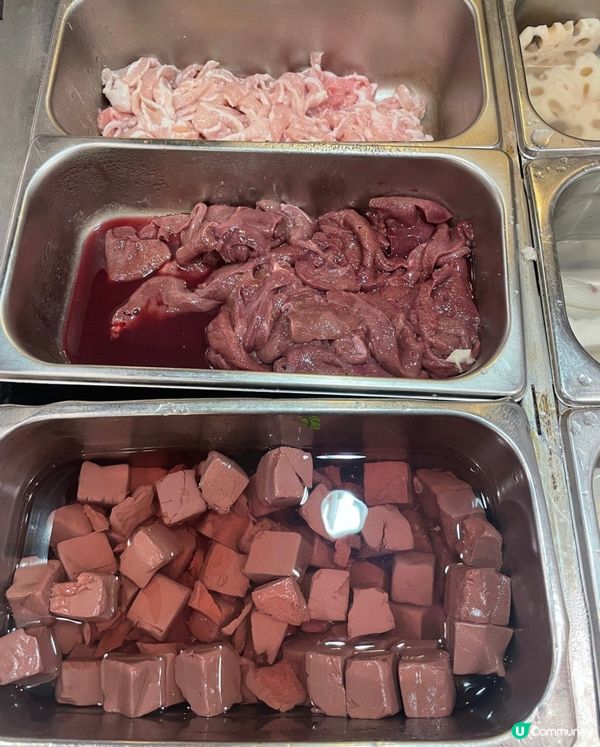 今日朋友帶我去位於荃灣大鴻輝中心（常滿百家菜）食火鍋加點心放...