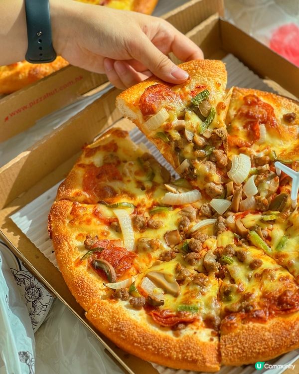 「 Pizza Hut 🍕 十月限定Pizza買一送一」