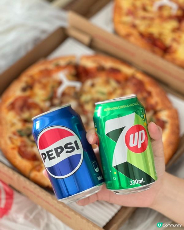 「 Pizza Hut 🍕 十月限定Pizza買一送一」