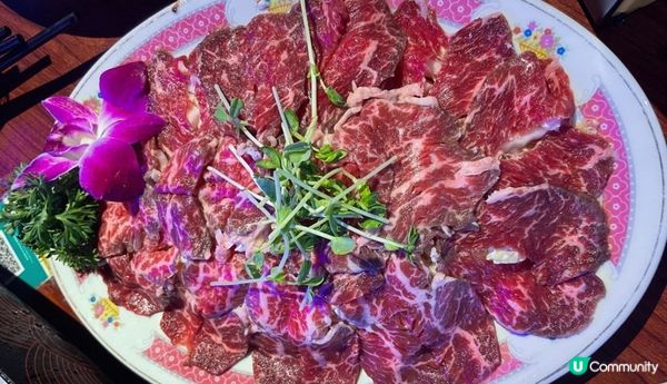 一家四口到灣仔杜老誌食晚餐，喜歡這裏装修很有懷舊