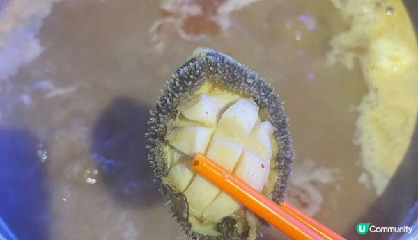 一家四口到灣仔杜老誌食晚餐，喜歡這裏装修很有懷舊