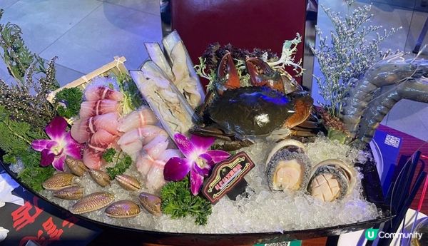 一家四口到灣仔杜老誌食晚餐，喜歡這裏装修很有懷舊