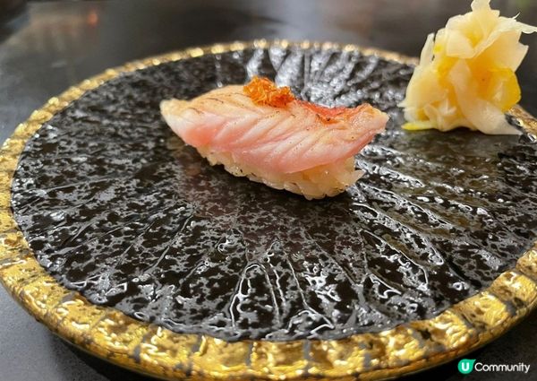 壽司有金目鯛、池魚、深海池魚、赤魚、鮫鰈魚和牡丹蝦，深海池魚...