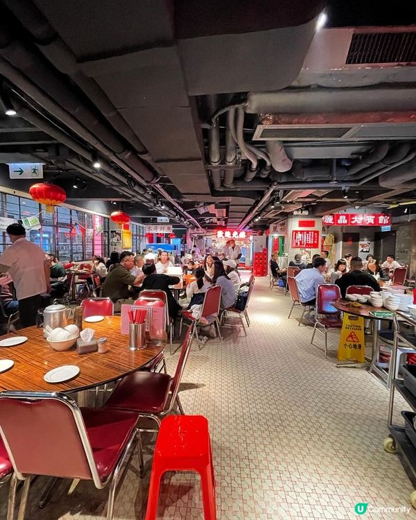 🇭🇰旺角樓上室內打卡大排檔 🍻