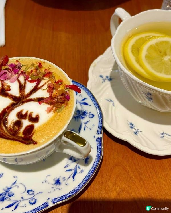☕️打卡必備！玫瑰花瓣咖啡🌹