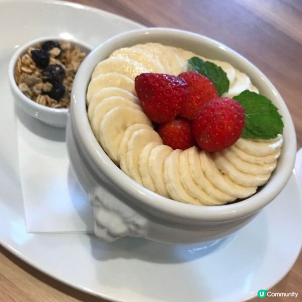 堅果水果碗，清新又健康