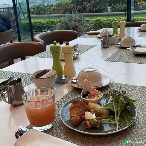 我地本身好想租酒店果間有私人泳池的頂層泳池套房架😍…不過說實...