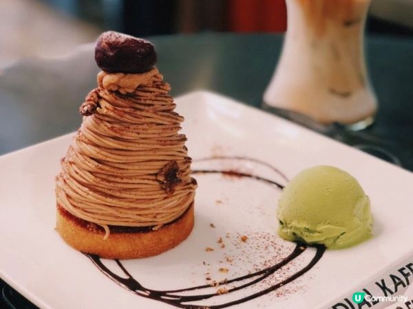 栗子慕絲蛋糕配抹茶雪糕