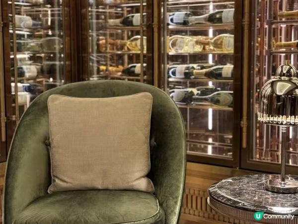 1.  倫敦人瑞吉下午茶☕️！環境一流🤩服務超讚👍🏻！