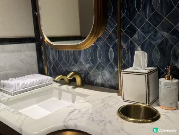 1.  倫敦人瑞吉下午茶☕️！環境一流🤩服務超讚👍🏻！