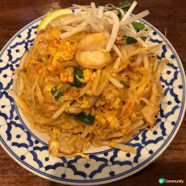 泰式金邊粉，酸酸甜甜有微辣，非常惹味，鮮蝦彈牙不錯
