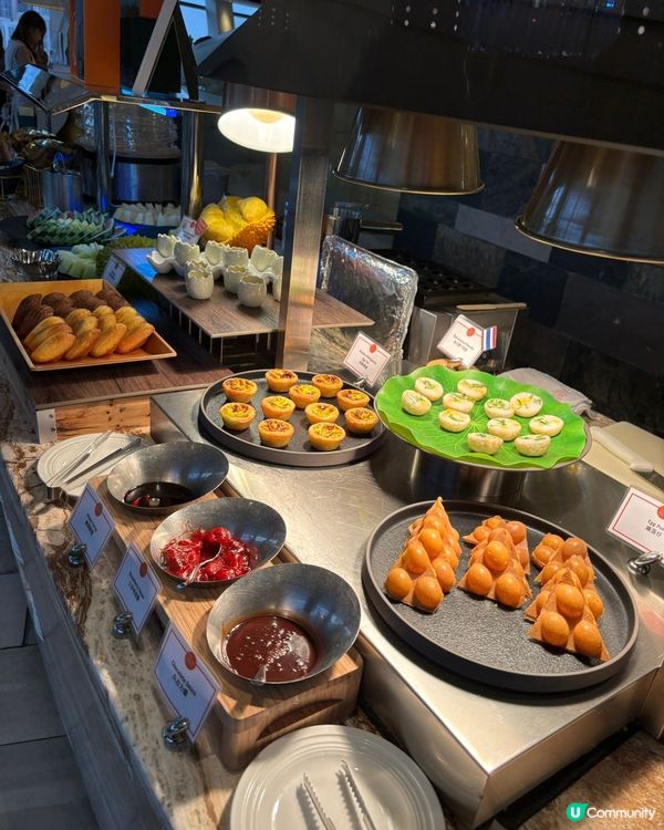 灣仔自助山🤤！海鮮甜品天堂！