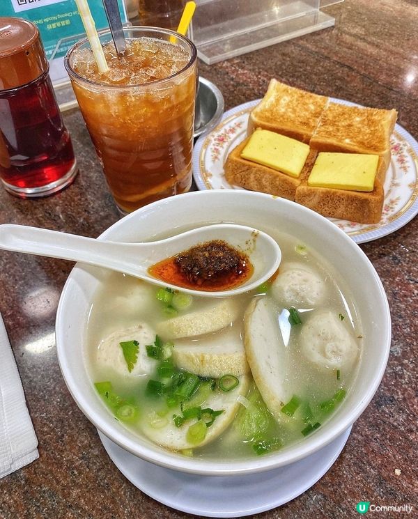 呢間嘅魚旦粉喺九龍城都樂有名，一到假期總係要小排隊一下，除咗...