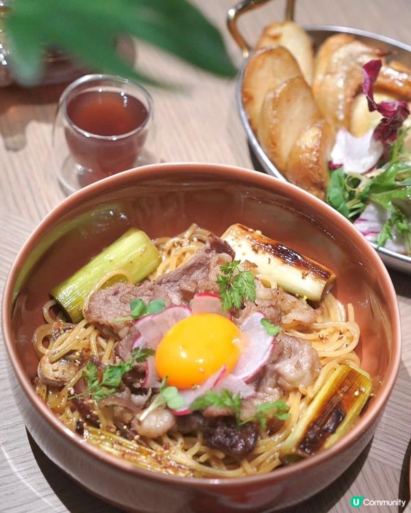 機場渡假風花廚！📸 輕食打卡😋