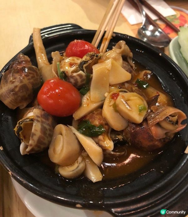 泰色花螺都係第一次食，平時食只係得螺肉，今次食到有草茹及番茄...