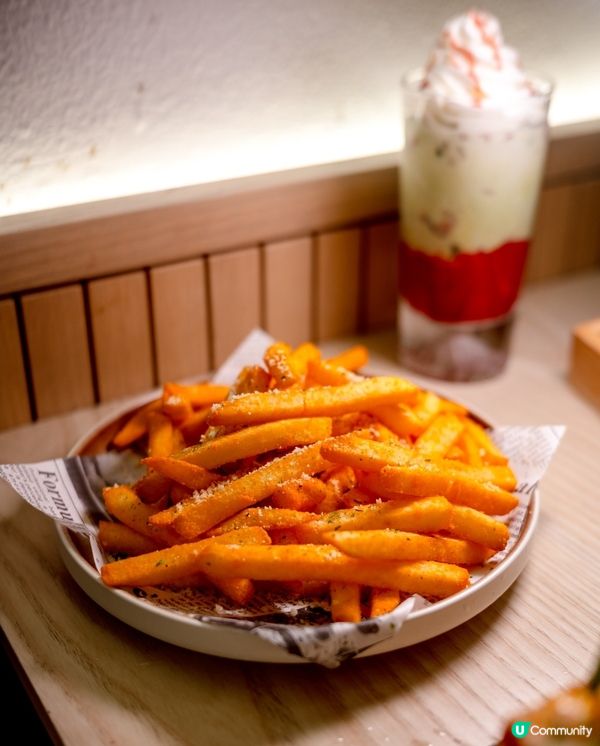 蛋控必去！超打卡「荷包蛋」窩夫