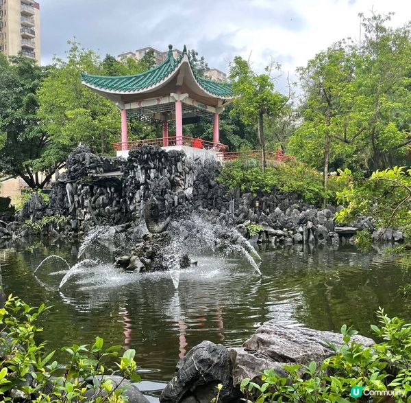 荔枝角公園是全港首個以傳統嶺南風格作為設計概念的園林。全園面...