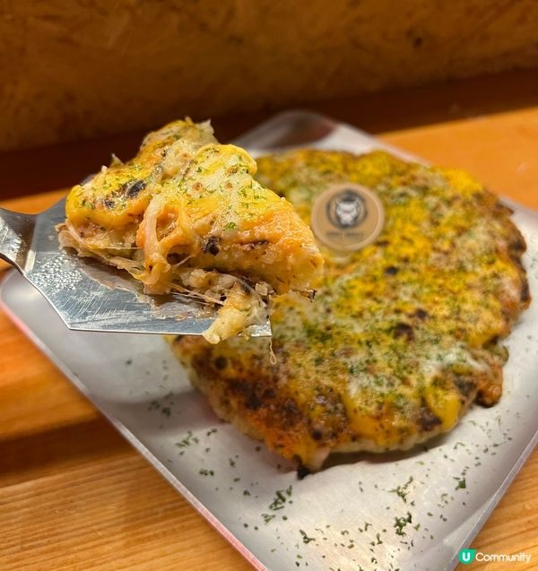 日本章魚燒，廚師係鐵板上面即叫即整，熱辣辣做到拉絲效果🤤