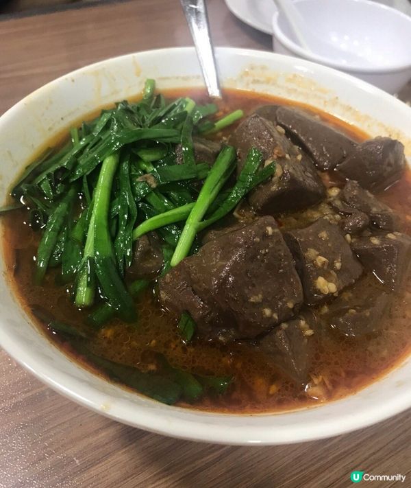 食打冷一定會叫的豬紅韭菜，豬紅口感鬆軟好入味，韭菜浸入濃汁好...