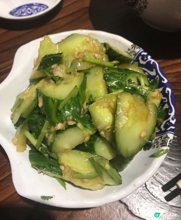 蒜蓉拍黃瓜-蒜蓉味好香濃，加入莞茜好惹味。