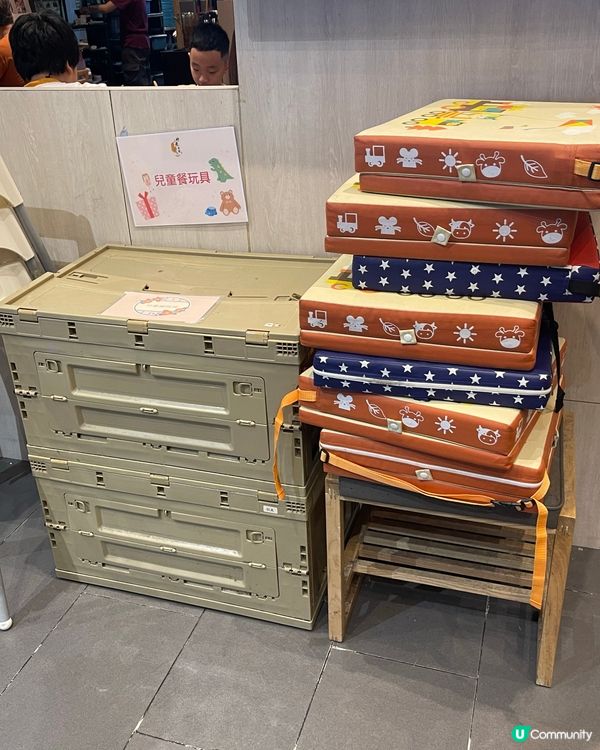 👀住hockey食流水烏東