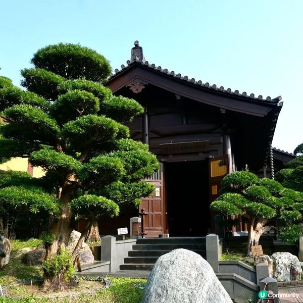 南蓮園池鬧市中的聖地