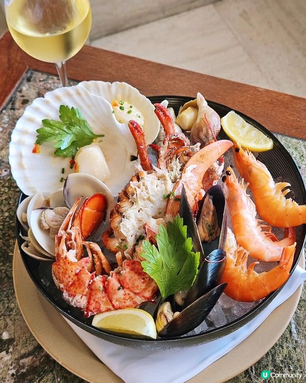 假日之選 淺水灣露台餐廳