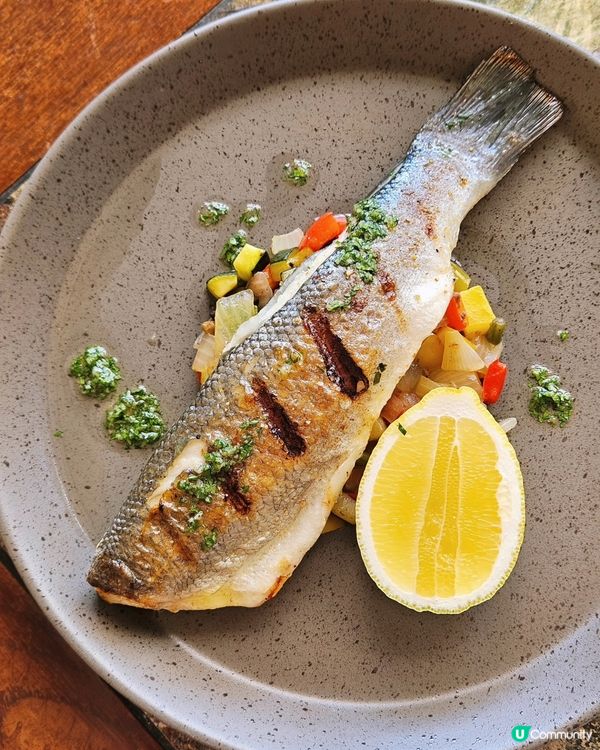 假日之選 淺水灣露台餐廳