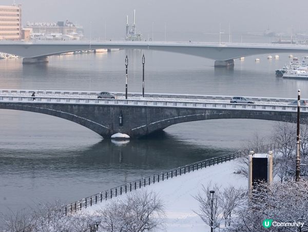 雪國浪漫！萬代橋雪景絕美！❄️🌉