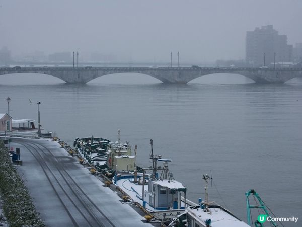 雪國浪漫！萬代橋雪景絕美！❄️🌉